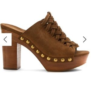 Michael Kors Westley suede platform. Size 8